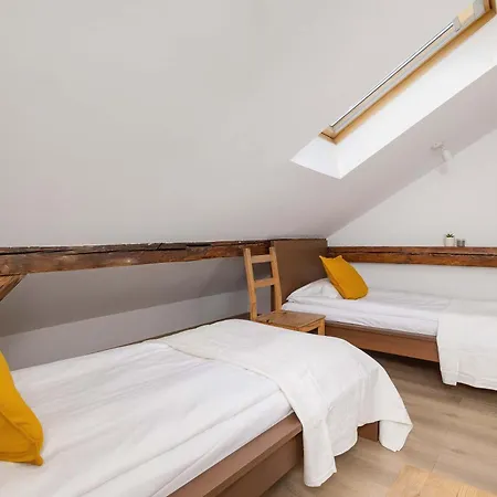 Klimatyzowany Z Dwiema Sypialniami W Centrum Krakowa Blisko Rynku I Parku By Renters 아파트