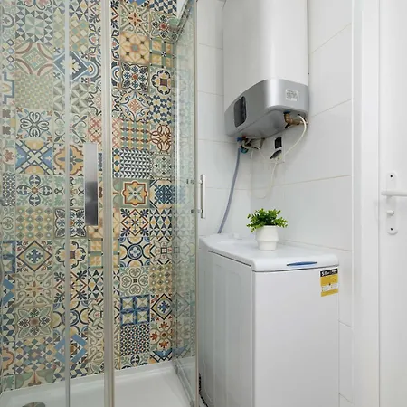 דירה Klimatyzowany Z Dwiema Sypialniami W Centrum Krakowa Blisko Rynku I Parku By Renters קרקוב